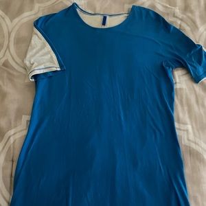 Lululemon shirt